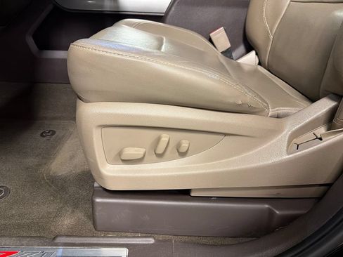 Used 2016 Chevrolet Silverado 1500 LTZ Z71 w/ LTZ Plus Package AWD/4WD image 25