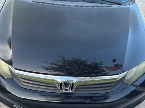 Used 2012 Honda Civic LX image 2