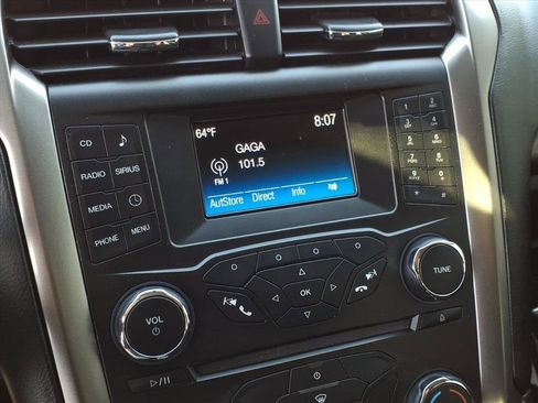 Certified 2017 Ford Fusion SE image 21