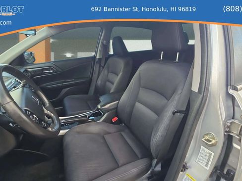 Used 2015 Honda Accord Sport image 9