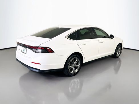 Certified 2024 Honda Accord EX image 5