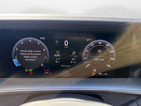 New 2026 Volkswagen Tiguan SE image 11