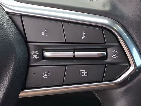 Used 2025 Chevrolet Equinox LT AWD/4WD image 22