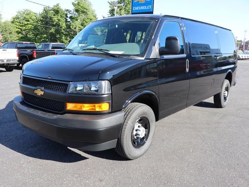 New 2026 Chevrolet Express 2500 Extended w/ Driver Convenience Package RWD image 27