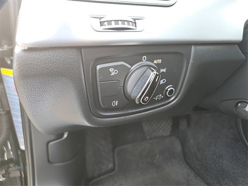 Used 2012 Audi A8 4.2 image 14