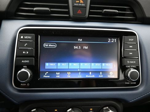 New 2025 Nissan Versa SV w/ Trunk Package image 12