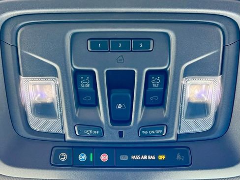 Used 2022 Chevrolet Silverado 1500 LTZ w/ LTZ Premium Package image 34