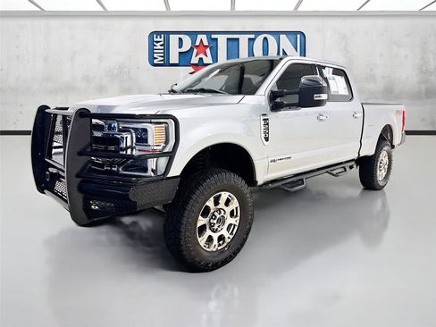 Certified 2022 Ford F250 Lariat w/ Lariat Ultimate Package image 3