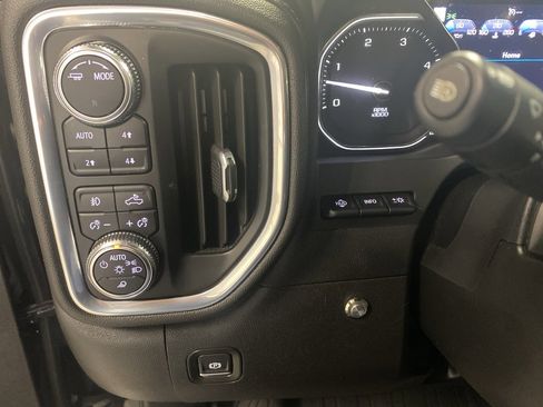 Used 2023 GMC Sierra 2500 Denali w/ Denali Ultimate Package image 22