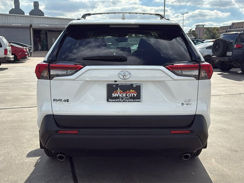 New 2025 Toyota RAV4 LE image 6