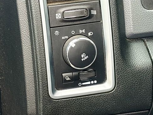 Used 2016 RAM 2500 Big Horn w/ Black Appearance Group AWD/4WD image 10