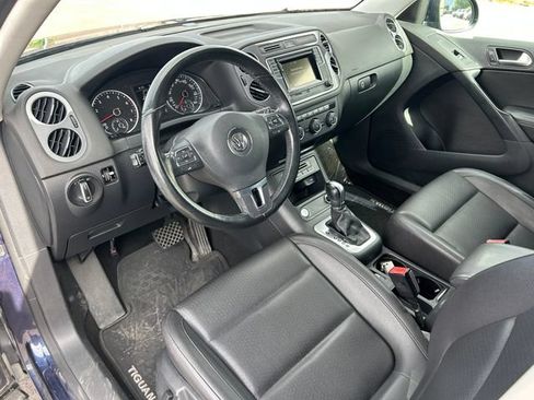 Used 2016 Volkswagen Tiguan S FWD image 25