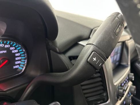 Used 2018 Chevrolet Suburban LT image 20