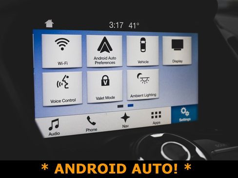 Used 2017 Ford Escape Titanium image 6