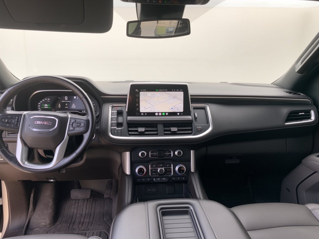 Used 2023 GMC Yukon XL SLT AWD/4WD image 17