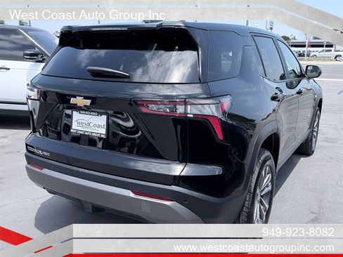 Used 2026 Chevrolet Equinox LT AWD/4WD image 4