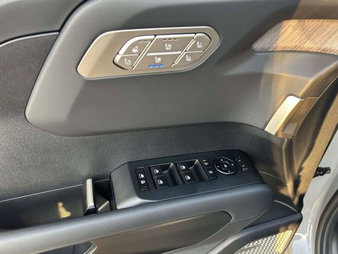 Used 2027 Kia Telluride SX Prestige w/ Towing Package AWD/4WD image 18