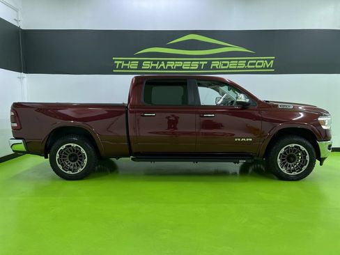 Used 2019 RAM 1500 Laramie AWD/4WD image 11