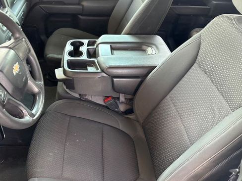 Used 2021 Chevrolet Silverado 1500 Custom RWD image 3