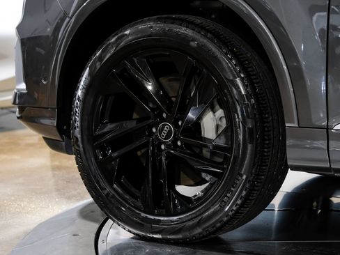 Used 2023 Audi Q7 3.0T Premium Plus w/ Premium Plus Package image 61