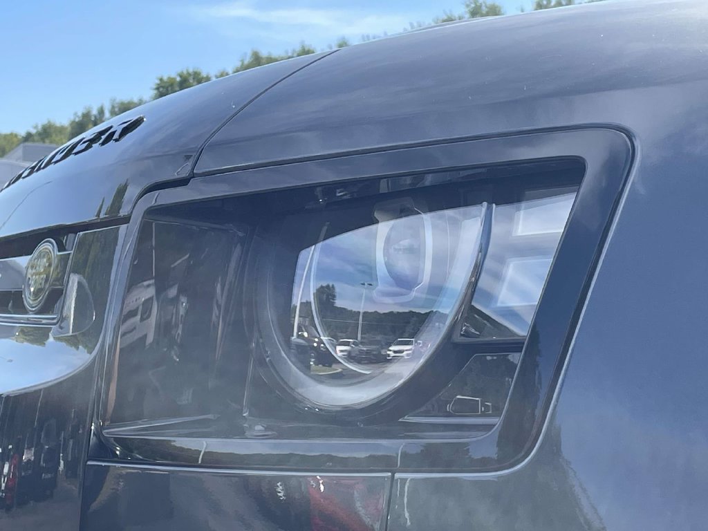 New 2026 Land Rover Defender 130 V8 AWD/4WD image 7