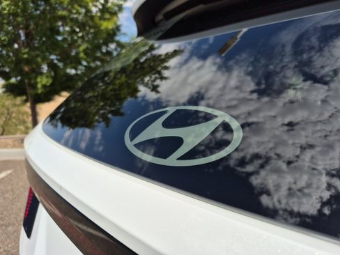 Used 2025 Hyundai Tucson SEL AWD/4WD image 22