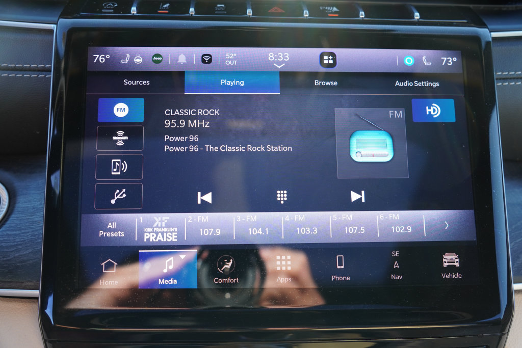 Certified 2025 Jeep Grand Cherokee Limited w/ Luxury Tech Group II AWD/4WD image 30