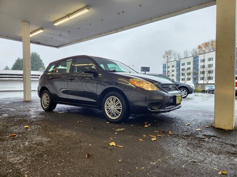 Used 2005 Toyota Matrix image 7