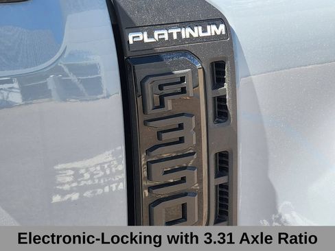 Used 2025 Ford F350 Platinum w/ FX4 Off-Road Package AWD/4WD image 15