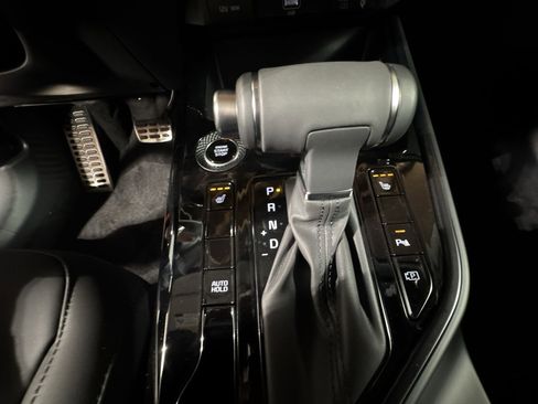 Certified 2025 Kia Niro EX Touring image 24