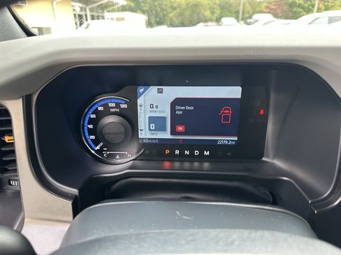 Used 2022 Ford Bronco Badlands w/ Sasquatch Package image 24