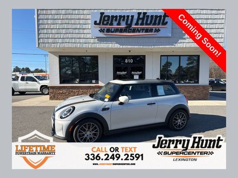 Used 2023 MINI Cooper S image 1