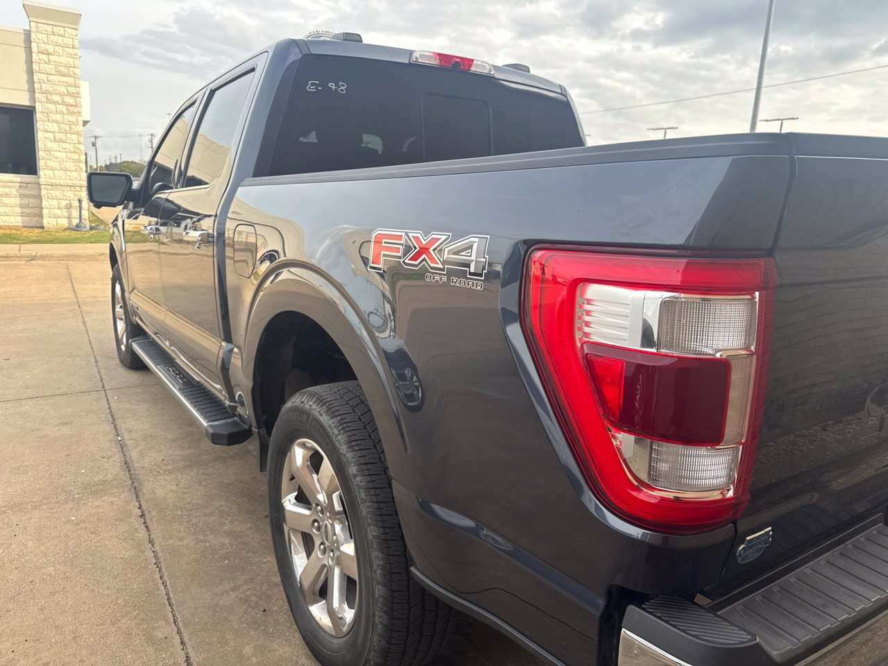 Used 2021 Ford F150 Lariat w/ Equipment Group 502A High AWD/4WD image 7