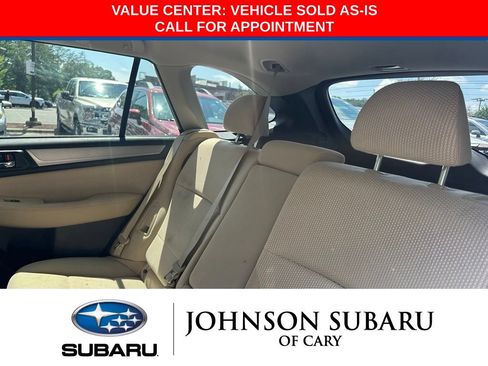 Used 2017 Subaru Outback 2.5i Premium AWD/4WD image 18