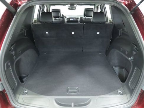 Used 2020 Jeep Grand Cherokee Altitude image 36