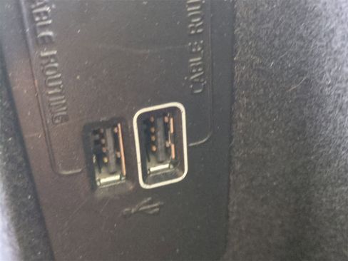 Used 2020 Volvo S60 T6 Momentum image 32