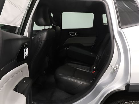 New 2026 Jeep Compass Limited AWD/4WD image 10