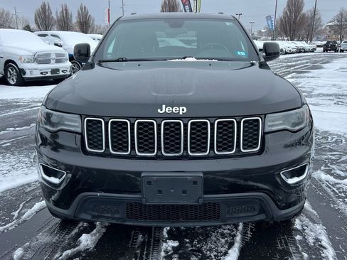 Used 2021 Jeep Grand Cherokee Laredo AWD/4WD image 5