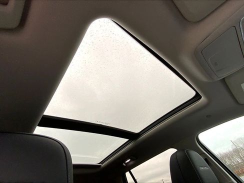 Used 2026 GMC Terrain Denali image 13