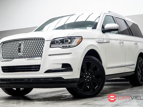 Used 2023 Lincoln Navigator Reserve AWD/4WD image 1
