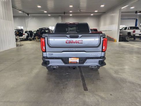 Used 2021 GMC Sierra 1500 Denali w/ Denali Ultimate Package AWD/4WD image 7