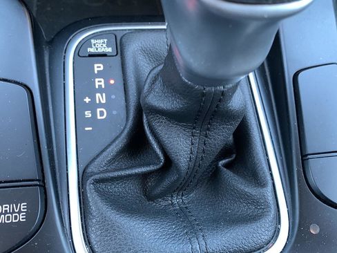 Used 2024 Kia Soul LX w/ Option Group 015 image 13