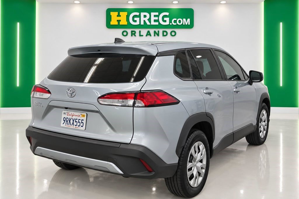 Used 2024 Toyota Corolla Cross L FWD image 6