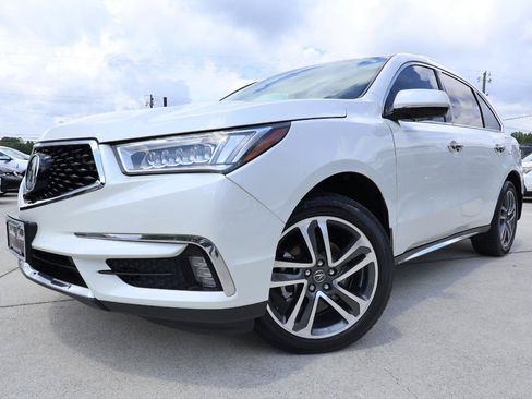 Used 2017 Acura MDX SH-AWD w/ Advance Package image 2