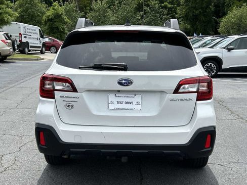 Used 2019 Subaru Outback 2.5i Limited w/ Popular Package #2 AWD/4WD image 3