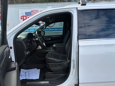 Used 2022 GMC Yukon SLT w/ SLT Premium Package image 20