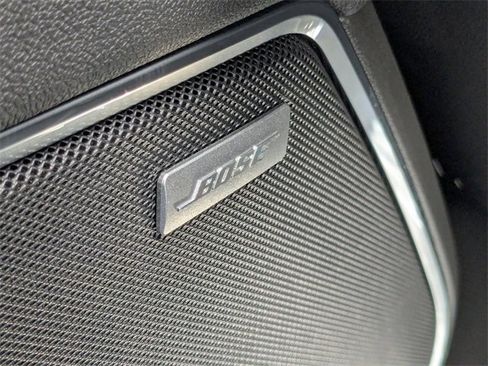 New 2026 GMC Sierra 1500 SLT image 26