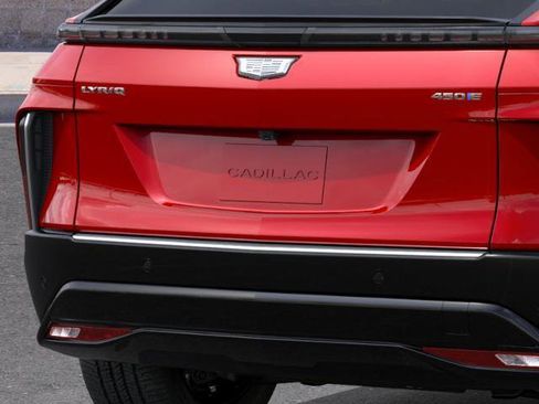 New 2026 Cadillac Lyriq Luxury image 14