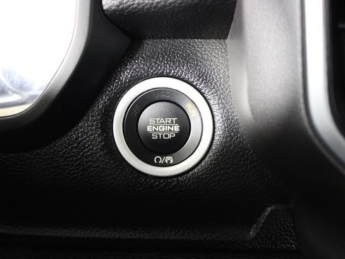 Used 2019 RAM 1500 Big Horn RWD image 13