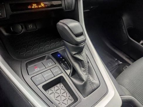 Used 2023 Toyota RAV4 LE image 12